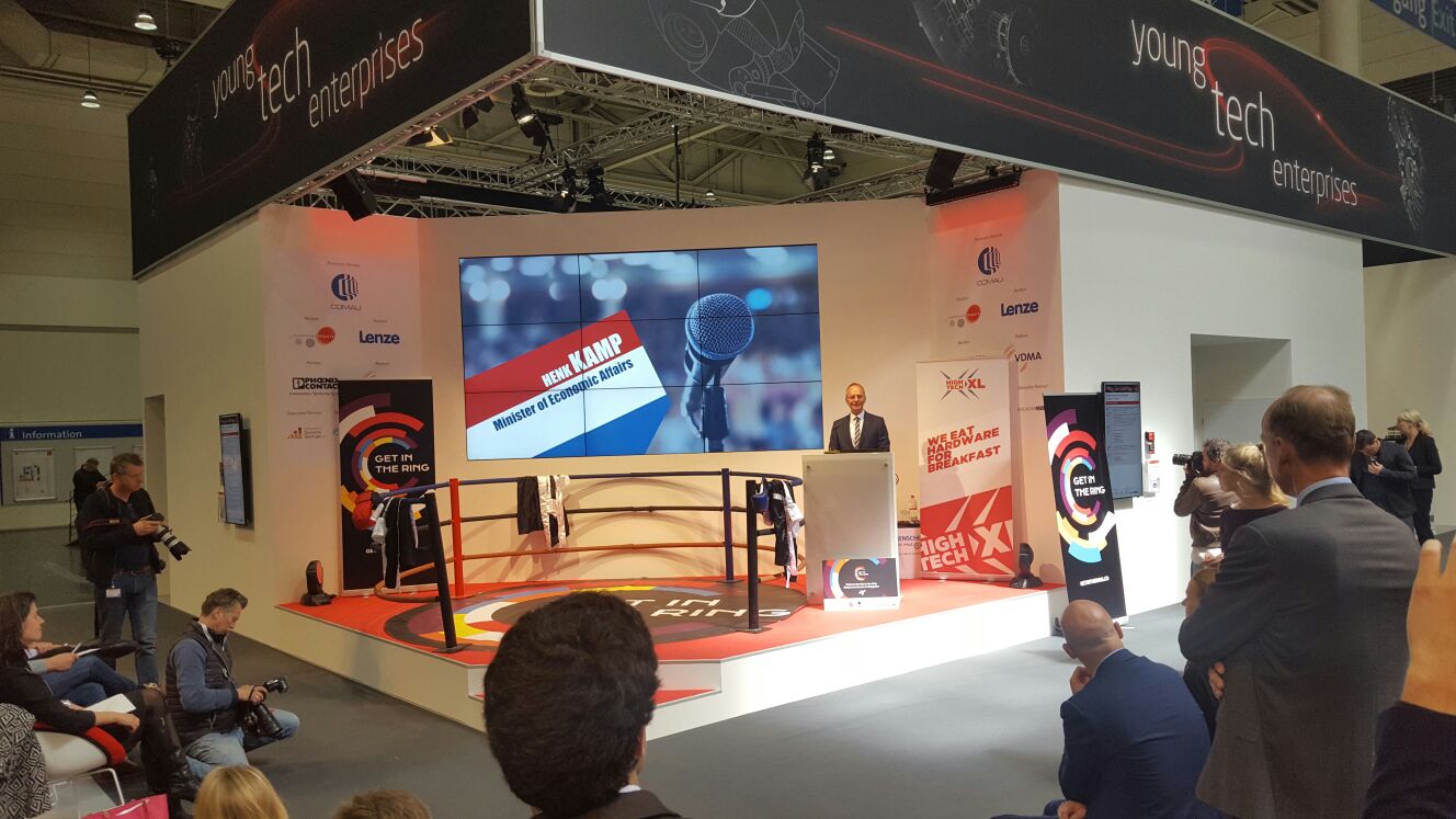 Minister Henk Kamp at Get in the Ring Hannover Messe